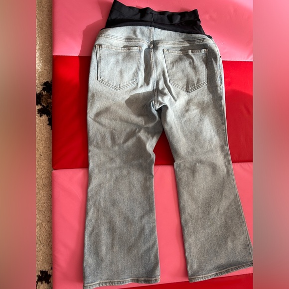 Old Navy Full-Panel Flare Maternity Jeans - Picture 2 of 3